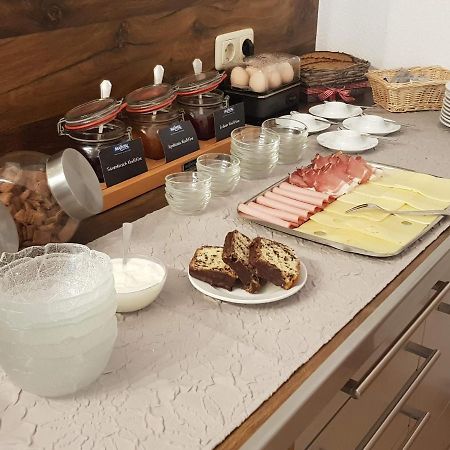 Gaestehaus Ferienglueck Грайнау Екстериор снимка