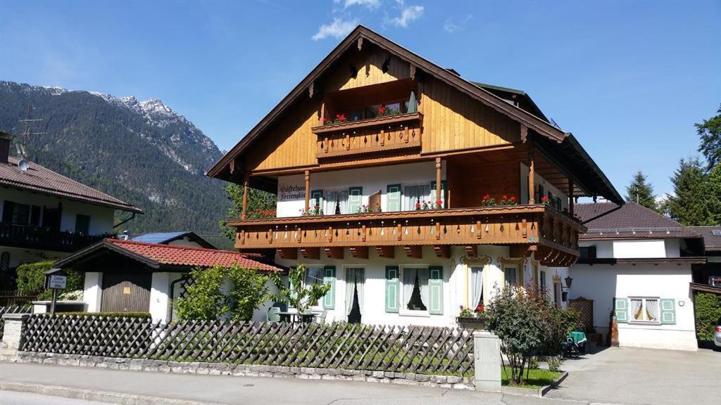 Gaestehaus Ferienglueck Грайнау Екстериор снимка